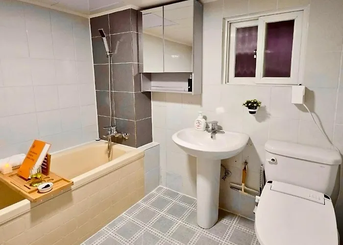 Appartement Arisu Sauna House 전철역2초#3br#공항픽업#사우나#롯데월드#잠실#장박할인#kspo#올림픽공원#명동#아산병원 Seoel
