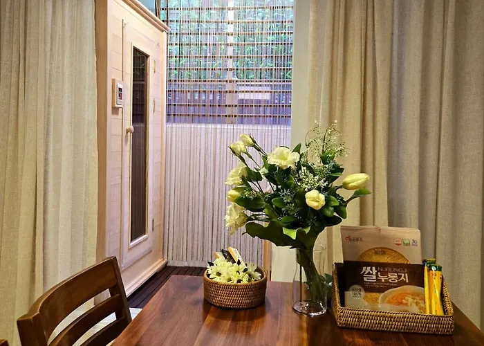 Arisu Sauna House 전철역2초#3br#공항픽업#사우나#롯데월드#잠실#장박할인#kspo#올림픽공원#명동#아산병원
